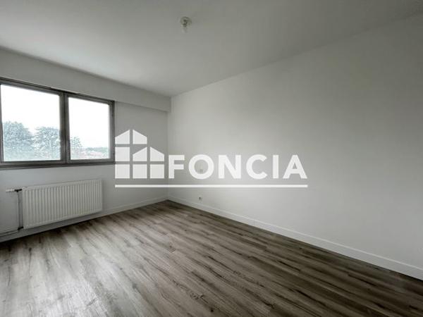 Location Appartement 3 pièces 72.3 m² - 21-23-25 AVENUE DE NANTES Cholet 49300