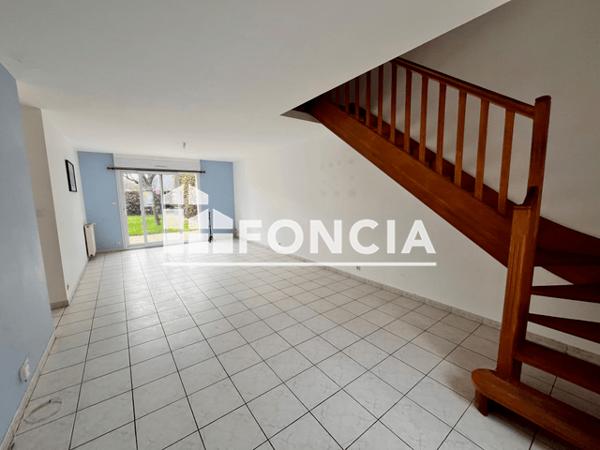 Location Maison 4 pièces 104.54 m² - 8 IMPASSE DES COURBES Sable Sur Sarthe 72300