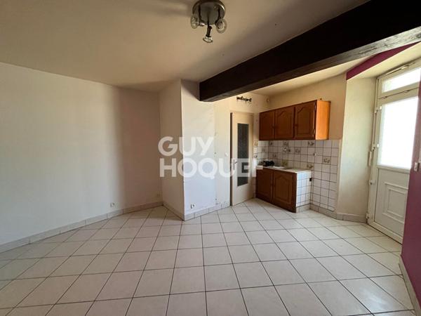 À louer, appartement de 34 m², 3 pièces à VILLEFARGEAU (89240).