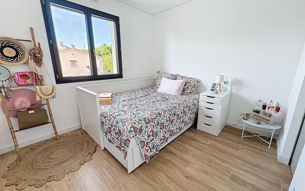 Maison à vendre    5 pièces • 97,50 m2 La Gaude