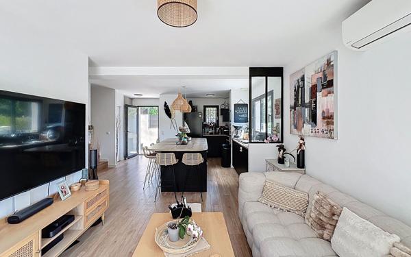 Maison à vendre    5 pièces • 97,50 m2 La Gaude