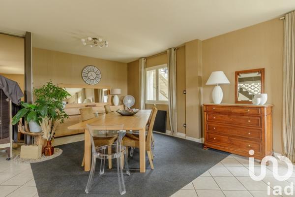 Maison 6 pièces de 216 m² à Annonay (07100)