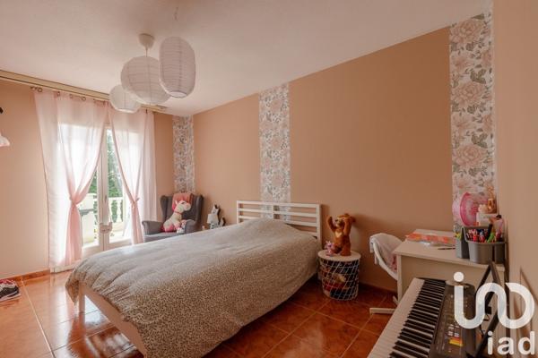 Maison 6 pièces de 216 m² à Annonay (07100)