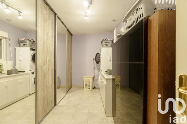 Maison 6 pièces de 216 m² à Annonay (07100)