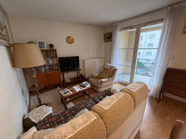 Appartement + cave + garage centre Moulins