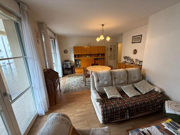 Appartement + cave + garage centre Moulins