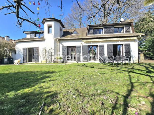 Maison 5 pièces - 135 m² Exclusivité efficity