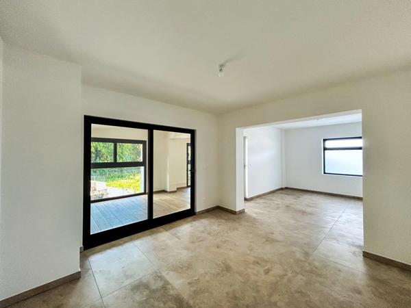 À vendre – Appartement T4 duplex traversant de charme dans une ancienne bâtisse rénovée à Viuz-en-Sallaz