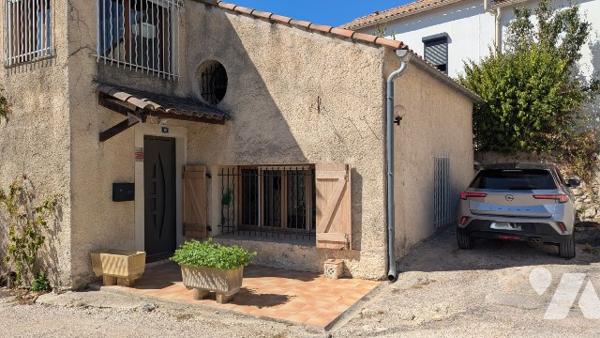 La MAISON "comme avant" de  94 m² T4 au calme avec cheminée et stationnement