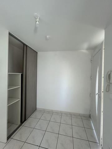 STUDIO 25.58m2 - SAINTES RIVE DROITE