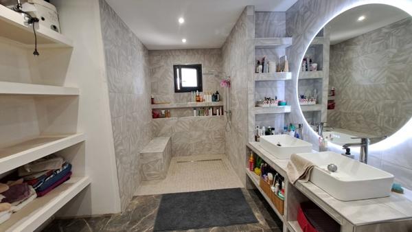 Maison à vendre |  Saint-Seurin-sur-l'Isle |  4 pièces | 115 m²