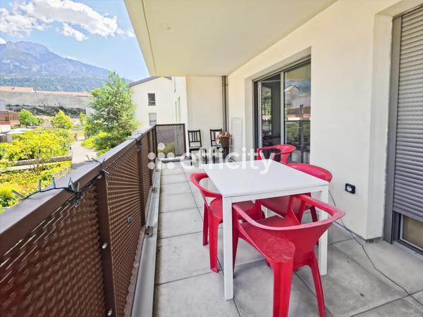 Appartement
         2 pièces
        - 37 m² Exclusivité 164 800 € *