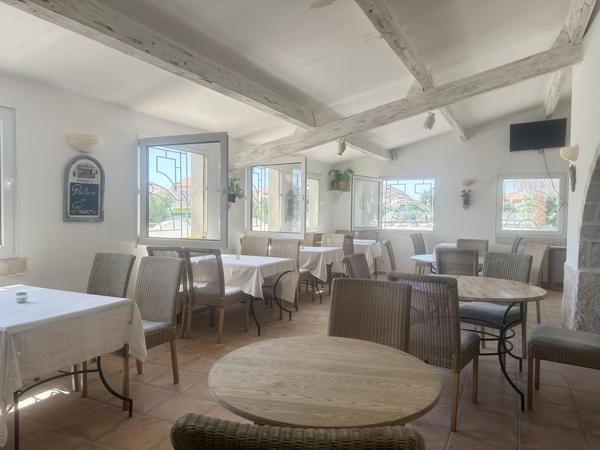 MARSEILLAN-PLAGE – ENSEMBLE IMMOBILIER DE CARACTÈRE À FORT POTENTIEL