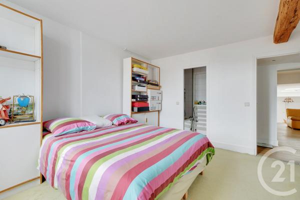 Appartement F4 à vendre  4 pièces - 154,21 m2 PARIS - 75007