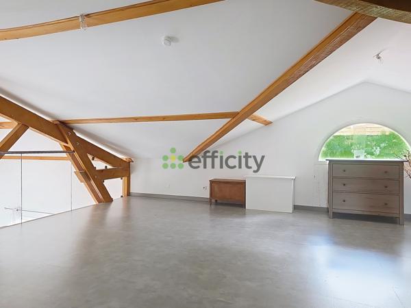 Maison
         9 pièces
        - 180 m² Exclusivité