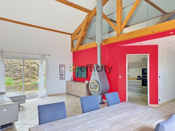 Maison
         9 pièces
        - 180 m² Exclusivité