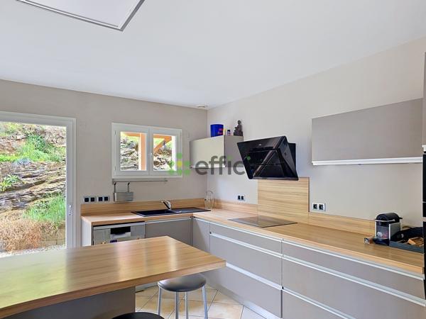 Maison
         9 pièces
        - 180 m² Exclusivité