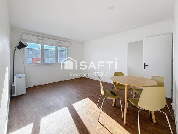 Appartement 3 pièces avec stationnement.