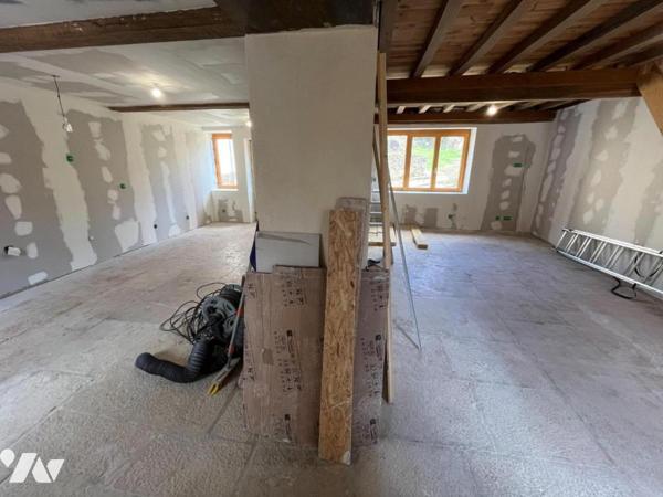 BEAUNE 7 Kms village viticole maison en pierre 70 m² hab