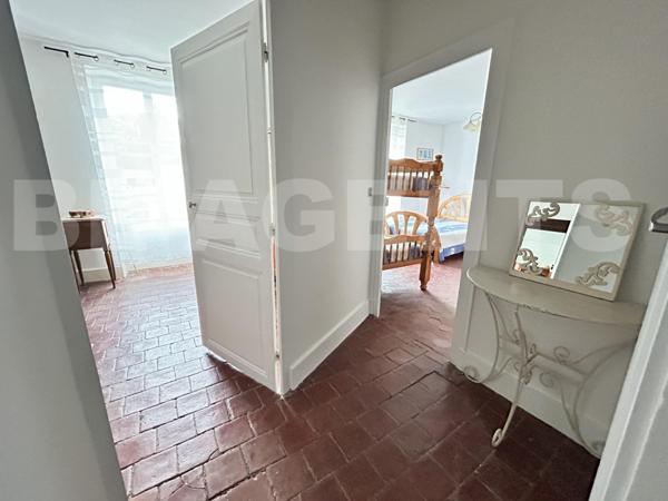 Authentique Corps de Ferme en Pierre avec Gros Potentiel – Ancy-le-Franc