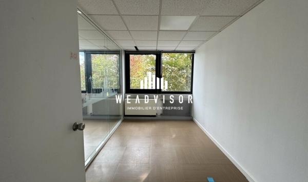 A LOUER : PLATEAU DE BUREAUX DE 260,36 M² AVEC STATIONNEMENTS - REZ DE CHAUSSÉE - ZONE NORD LE MANS (72)
