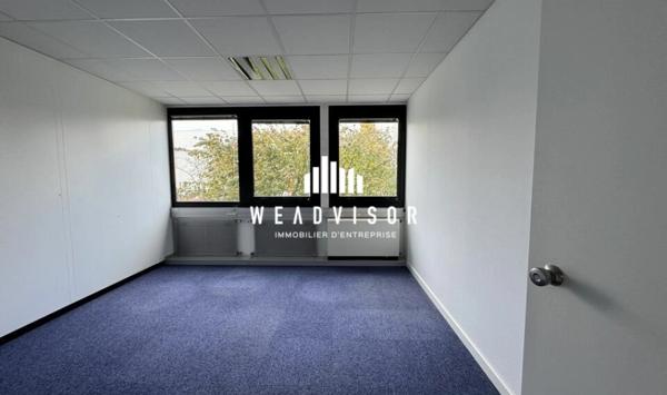 A LOUER : PLATEAU DE BUREAUX DE 260,36 M² AVEC STATIONNEMENTS - REZ DE CHAUSSÉE - ZONE NORD LE MANS (72)