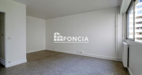 À vendre Studio 32 m² - Créteil 94000