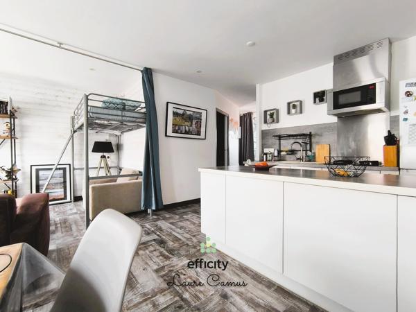 Appartement
         2 pièces
        - 48 m² 155 000 € *