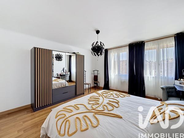 Maison à vendre 7 pièces 215 m² Appoigny