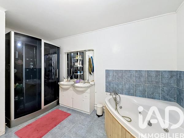Maison à vendre 7 pièces 215 m² Appoigny