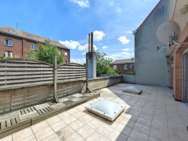 Appartement
         3 pièces
        - 70 m² 143 000 € *