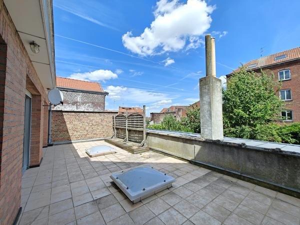 Appartement
         3 pièces
        - 70 m² 143 000 € *