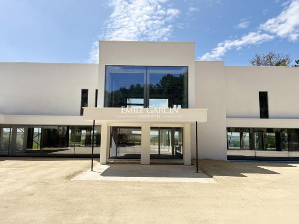 Demeure de prestige à vendre dans le Vexin - 35 hectares