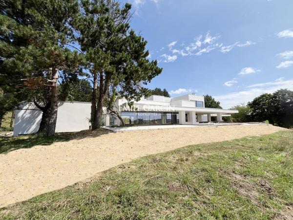 Demeure de prestige à vendre dans le Vexin - 35 hectares