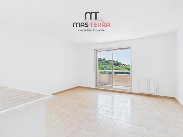 Appartement
         2 pièces
        - 42 m² Exclusivité 169 000 € *