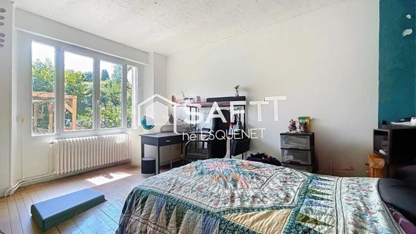 Famille avec enfants, bon état géneral,