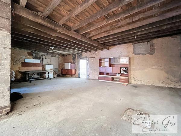 Maison à vendre 6 pièces avec entrepôt SAINT AUBIN LE DEPEINT (37)