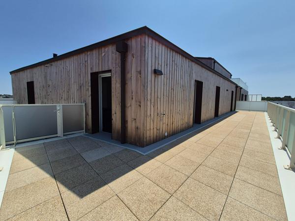 VANNES EST T.4 récent 96m² dernier étage , Vannes