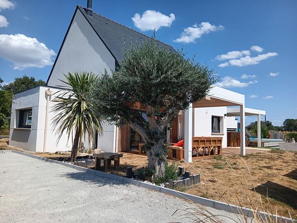 Maison Pluneret 6 pièce(s) 115 m2 , Pluneret