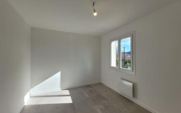 Maison à vendre    6 pièces • 131 m2 Vinon-sur-Verdon