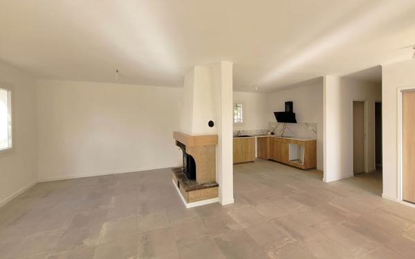 Maison à vendre    6 pièces • 131 m2 Vinon-sur-Verdon