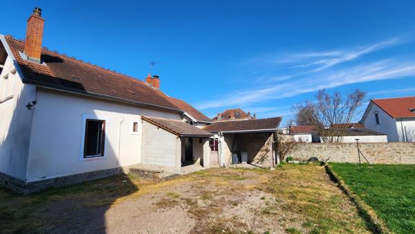 Maison T5 au cœur de la ville, deux logements horizontaux déjà en place : rendement immédiat ou réunification patrimoniale