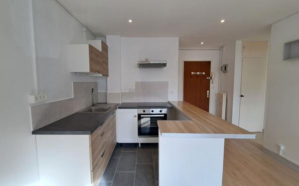 Appartement à louer    2 pièces •  Saran