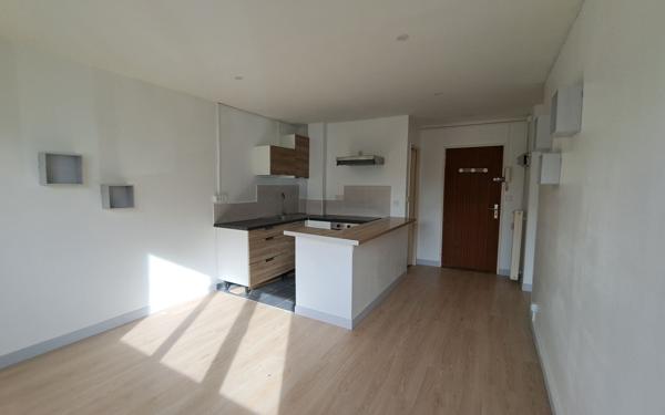 Appartement à louer    2 pièces •  Saran