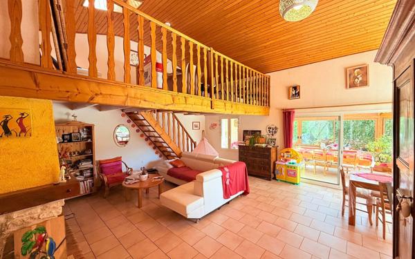 Maison à vendre    7 pièces •  Aigrefeuille-d'Aunis