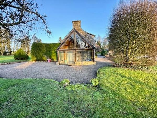 Rare - Ancien corps de ferme proche de toutes commodités