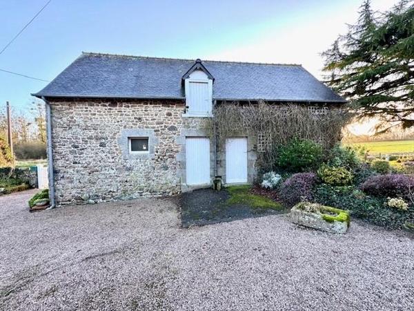 Rare - Ancien corps de ferme proche de toutes commodités