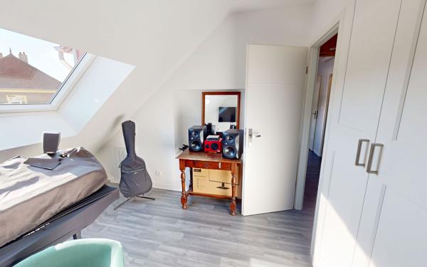 Appartement à vendre    5 pièces • 113 m2 Yutz