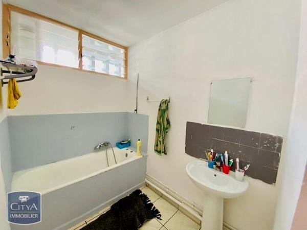 Appartement à vendre 4 pièces 64m² Saint-Paul (97460)