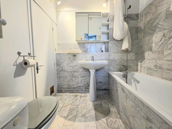 Studio - Bastille, sur cour végétalisée de 33.14 m2